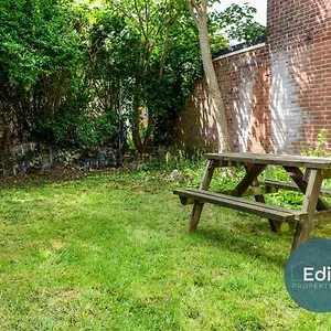 Spacious Flat In Centre With Garden Apartment Southampton